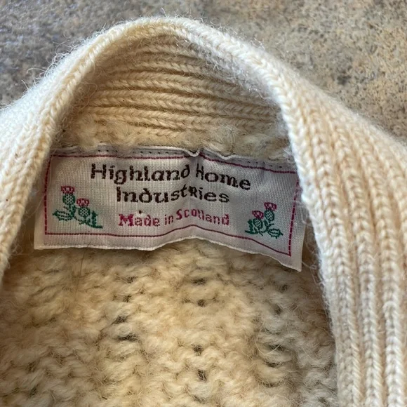 Highland Home Industries made in Scotland vintage sweater large pure new wool